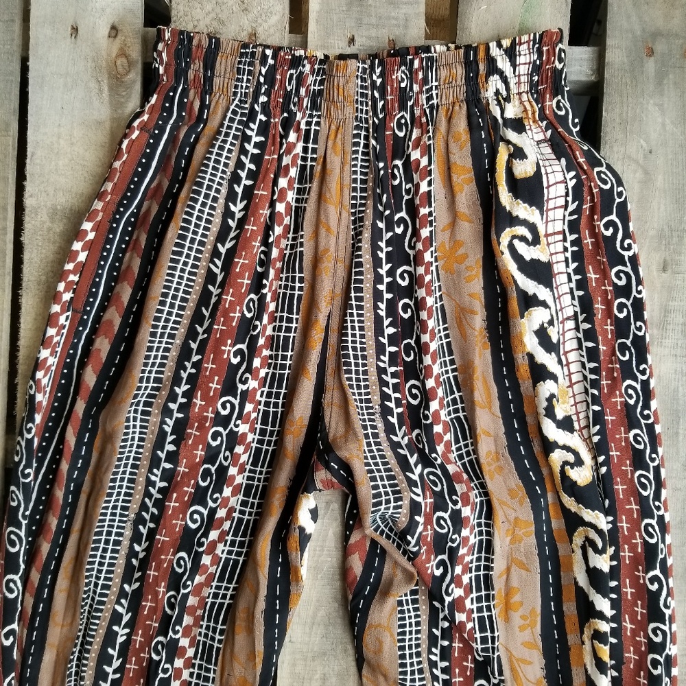100 % Handmade Multicolor Print Pants